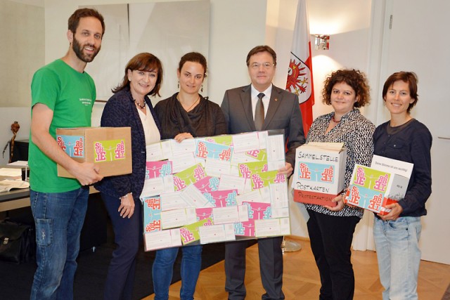 platter_palfrader_protestaktion_jugendarbeitslosigkeit_1.jpg