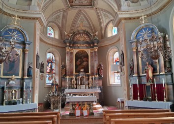 Kirche Zöblen innen