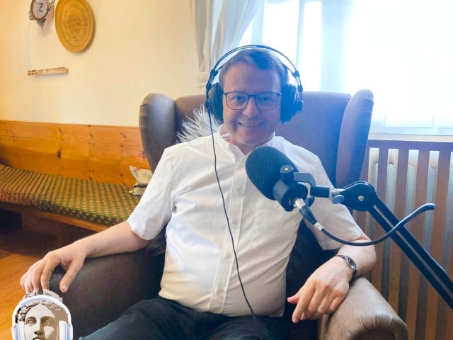 Ein hörbarer Abschied: P. Marte im Podcast