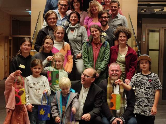 Erfahrung aus Beziehungen an andere weitergeben