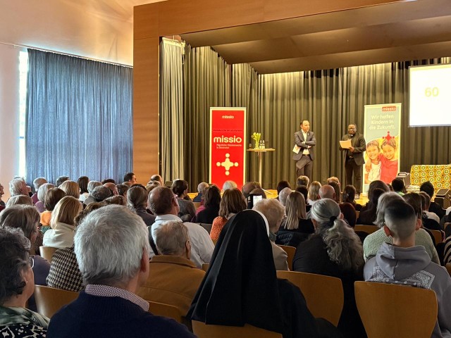 Full House in Roppen beim allewelt-Fest