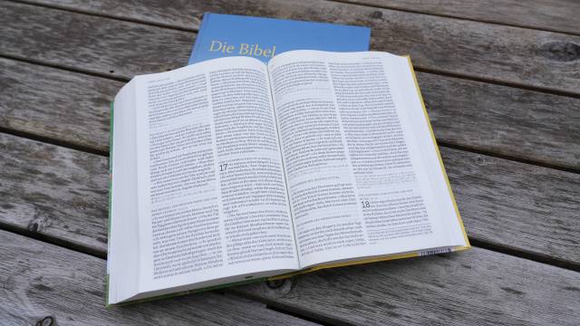 Katholisches Bibelwerk schnürt Info-Paket zum "Bibelsonntag"