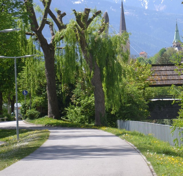 Wanderung zu spirituellen Orten in Innsbruck - Franziskanerinnen-Kloster Hall