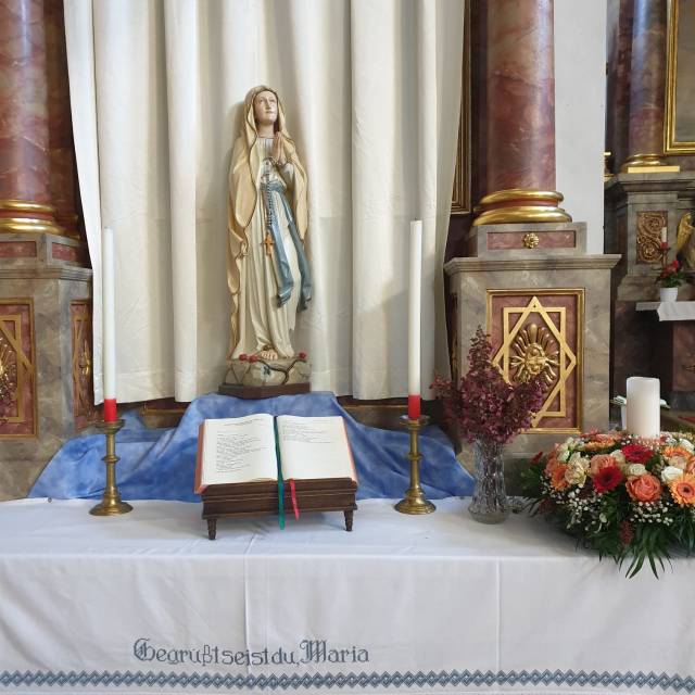 Erntedank- und Rosarifeier in Aschau