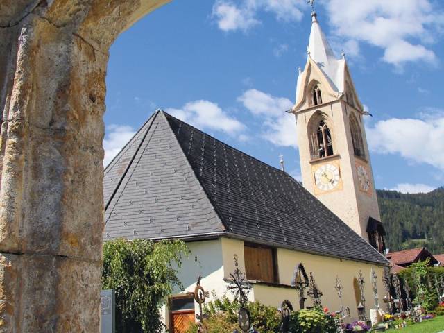 Frauenwallfahrt nach Serfaus