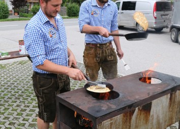 Oschacha Muasa am Werk