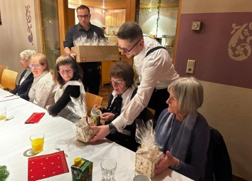 2022 12 25 At 12 17 16